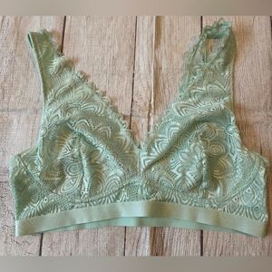 Serra Size Large Lace Wireless Lounge Bralette Light Aqua Mint Comfort